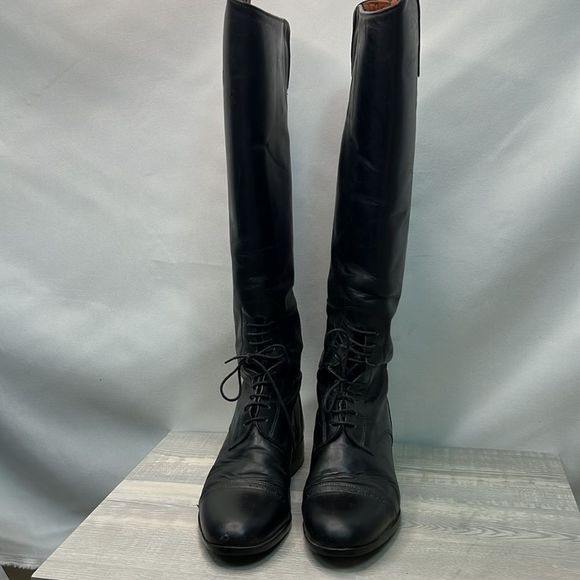 Ariat Black Leather Pull on riding Boots. Size 7 style 77501.  Genuine leather. - Picture 4 of 16